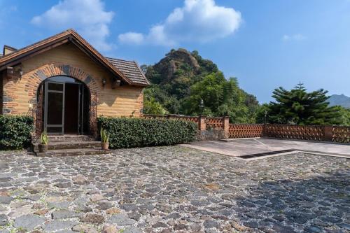 Pemandangan gunung umum atau pemandangan gunung yang diambil dari chalet