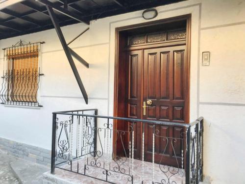 Spacious house in Berat with secure parking.