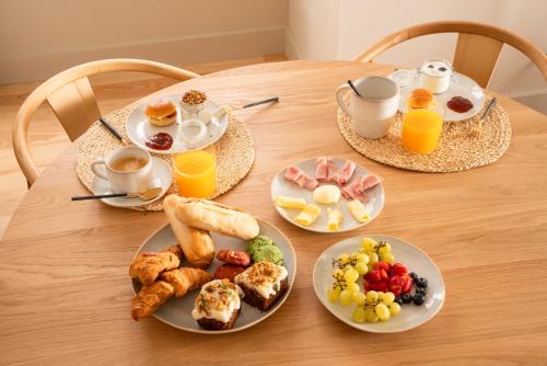 Mad på lejlighedshotellet eller i nærheden