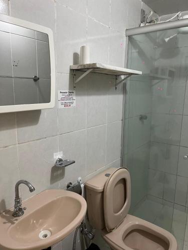 Ένα μπάνιο στο Hostel das Flores - Centro 131