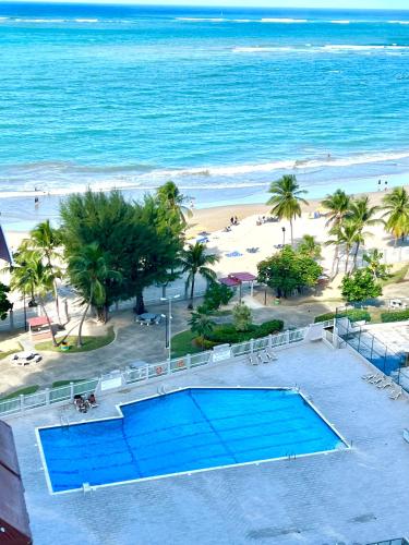 Ocean View apt on Isla Verde in a 14th floor