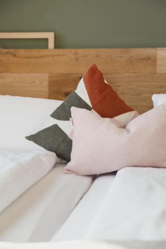 Cama o camas de una habitación en biYou Ecoquartier in den Bergen