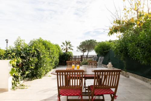 Baconer - Casa en l'Ampolla con jardín privado y acceso directo al mar - Deltavacaciones