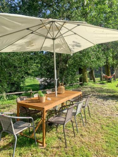 Zahrada ubytování Comfortable apartment in Ardanué - 55 m² - Parking available