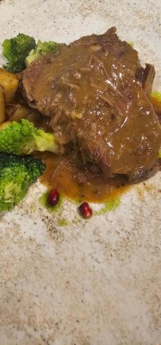 キャンプ場の敷地内または近くでの食事または食べ物
