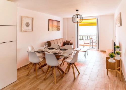 Gallery image of Cozy apartment in Playa de la Américas, 60 m² with pool in Playa de las Americas