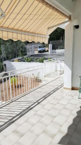 Μπαλκόνι ή βεράντα στο Elegant Villa in Benicarló with Private Pool