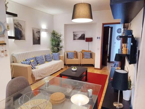 Charming Apartment in Portimão with Pool