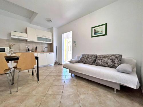 Fotografie z fotogalerie ubytování Apartments Pinta de Sol v destinaci Čižići