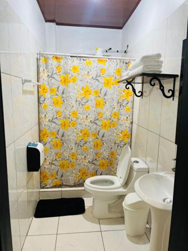 Gallery image of Hotel Velomares del Caribe in Puerto Cortes