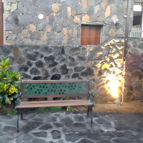 Φωτογραφία από το άλμπουμ του Welcoming villa with sea, mountain, and garden views σε Coteau Raffin