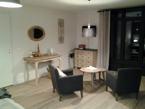 Dapur atau dapur kecil di Chambres D´Hôtes Herbes Folles