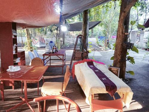 Gambar di galeri bagi JUNGLE AERIAL ARTS NAMASTE LA UNION Chi fan kubo 2pax di Rimus