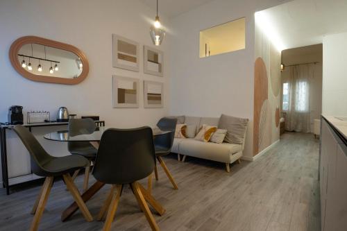 Χώρος καθιστικού στο GLG Modern luxury apartment