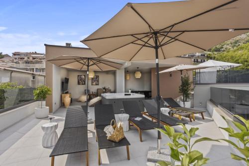 Χώρος καθιστικού στο Luxury House Duce