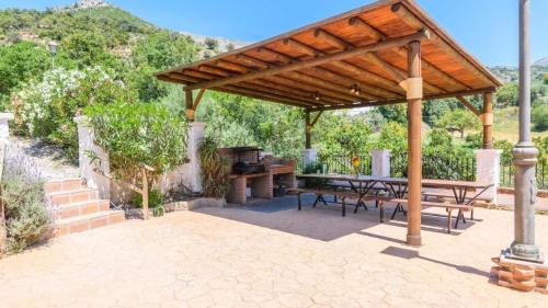 En generel udsigt til bjerge eller udsigt til bjerge taget fra feriehuset