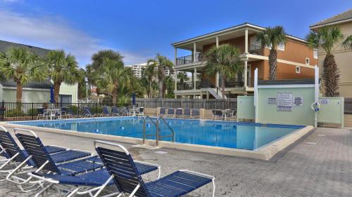 Southbay by the Gulf 72 a Remodeled Townhome With Private Beach Access only 75 Yards to the Beach photo 5