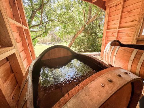 an outside view of a water trough in a cabin at Stanthorpe Holiday Park in Severnlea