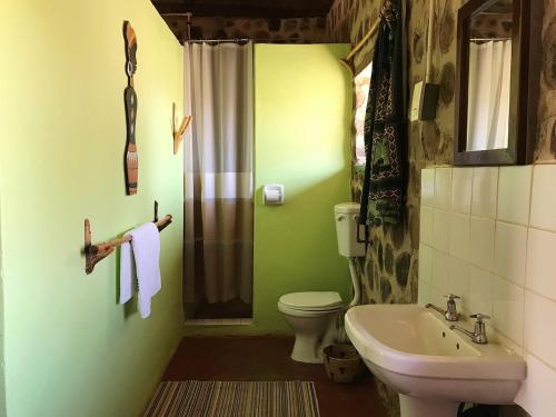 Phòng tắm tại River Range Camp