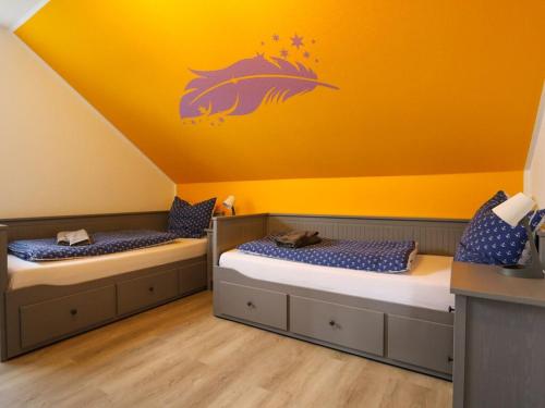 Postel nebo postele na pokoji v ubytování Marinapark 147 Modern retreat