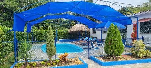 Hồ bơi trong/gần Mediterráneo Relax