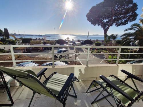 Appartement 2 pièces climatisé centre Sainte-Maxime avec parking et balcon - FR-1-780-70