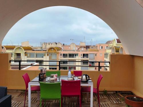 Duplex T3 - Terrasse Panoramique - Proche Plage - Pour 4 Pers - à Gruissan - FR-1-796-19