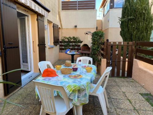 T3 plain-pied 4 pers, proche mer, parking - FR-1-798-25