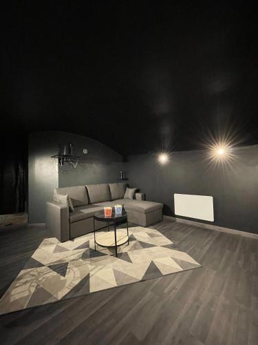 Χώρος καθιστικού στο Love Room lAntre dEux