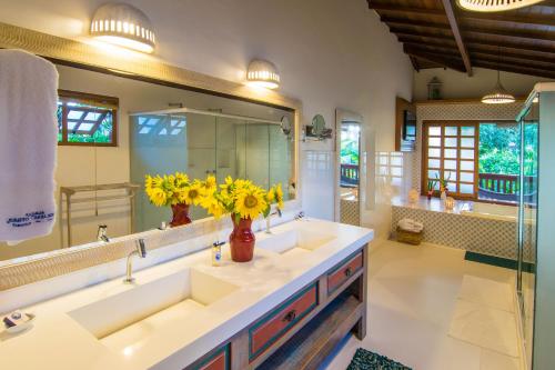 Un baño de Pousada Quarto Crescente