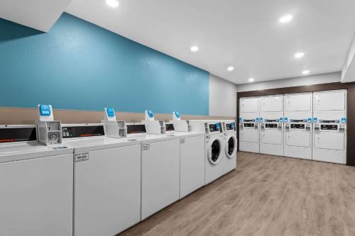 Gambar di galeri bagi WoodSpring Suites Centennial - Denver Tech Center di Centennial