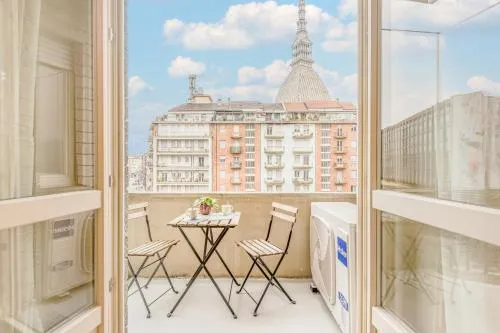 Appartamenti Vista Mole, Centro a 15 min - Luxury Suites & fast WiFi photo 35