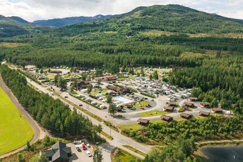 Naturlandskabet i nærheden af campingpladsen