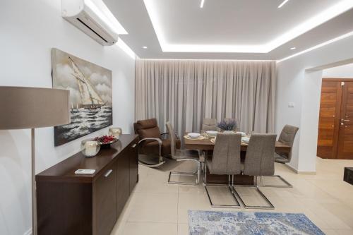 Ruang duduk di Lap of luxury
