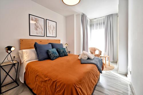 Posteľ alebo postele v izbe v ubytovaní Love Rent4 Malaga Rene