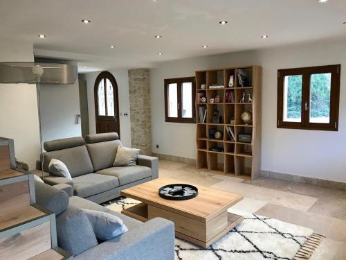 Villa à 200mètres du lac avec terrasse privée