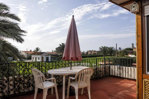 CHALET en la PLAYA CON PISCINA, Premiado en 2026 !!!
