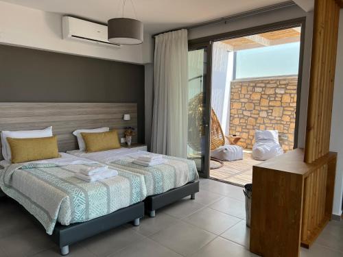 Postel nebo postele na pokoji v ubytování Sea View Luxury Apartments