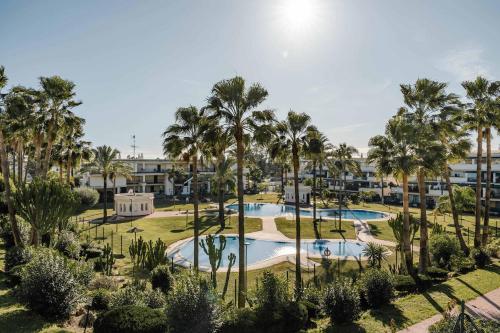 Locrimar Pool Real Padel Proximity