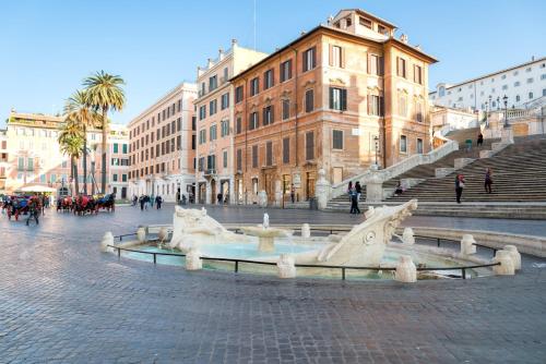 500m from Piazza di Spagna - Canova Home by Hôtea