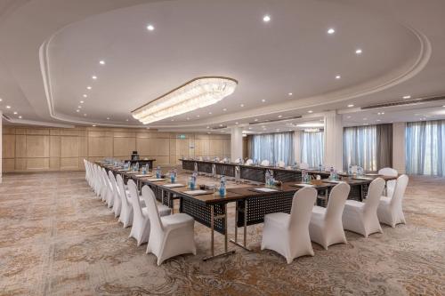 Konferenční prostory v ubytování Holiday Inn Cairo Maadi by IHG