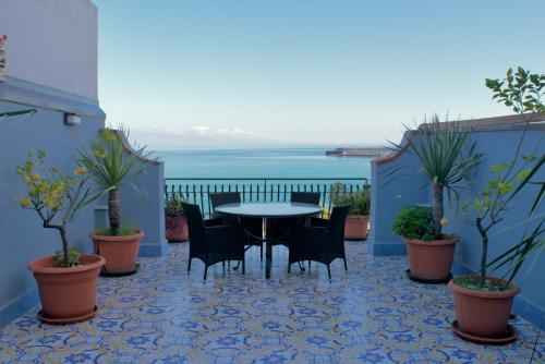 ORAMA apartment Front sea