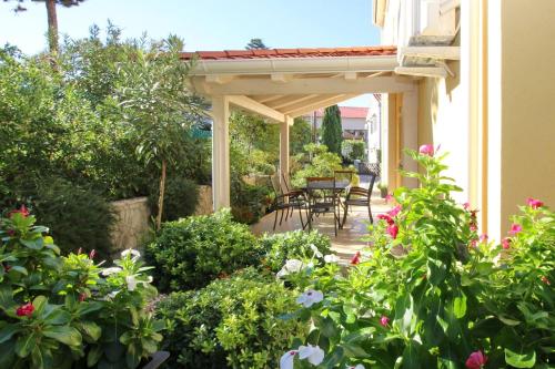 Gambar di galeri bagi Apartments Gorica 1 di Baška
