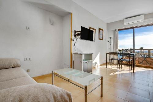 Aloha Playa 402 By IVI Real Estate