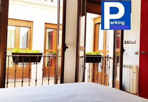 Santa Ursula 2 dormitorios Parking Público por horas a 50 m 18 euros dia