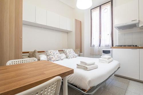 GuestHost - Porta Romana Tiny Home
