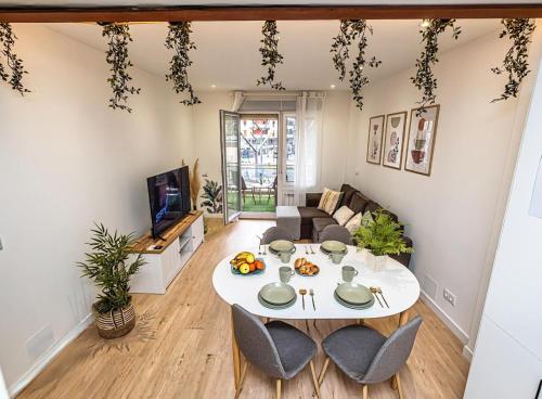 Garden Gran Via Luxury Aire acondicionado PARKING privado by Apartamentos Logrono