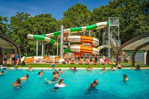 ZEcamping chiens acceptés espace aquatique et bar