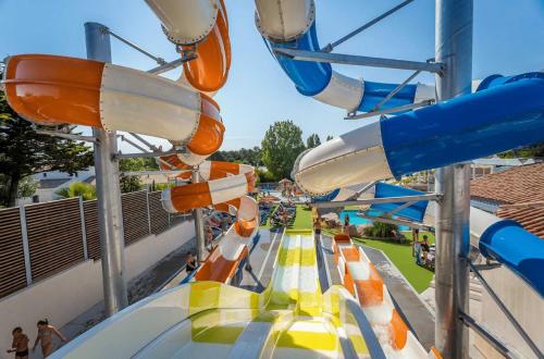 Camping - Parc aquatique - ccag00b