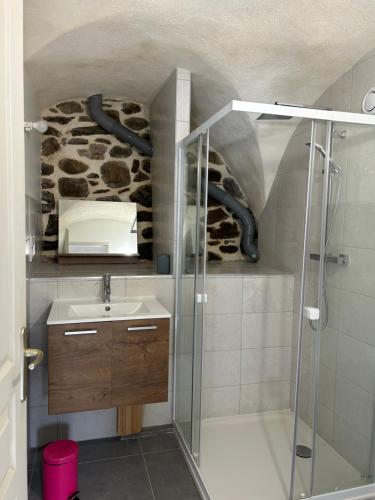 Ένα μπάνιο στο Risoul Village - Appartement 4 personnes - Le Languieu
